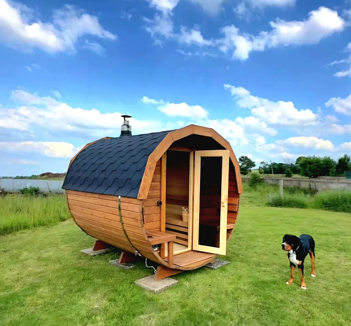 Sauna Barrel dans un jardin